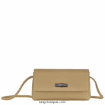 Roseau Essential Clutch Women Longchamp 8RTH8010 Beige