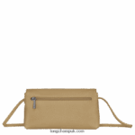 Roseau Essential Clutch Women Longchamp 8RTH8010 Beige - Image 3
